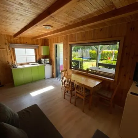 Pod Lasem Lodge Rusinowo (Slawno)