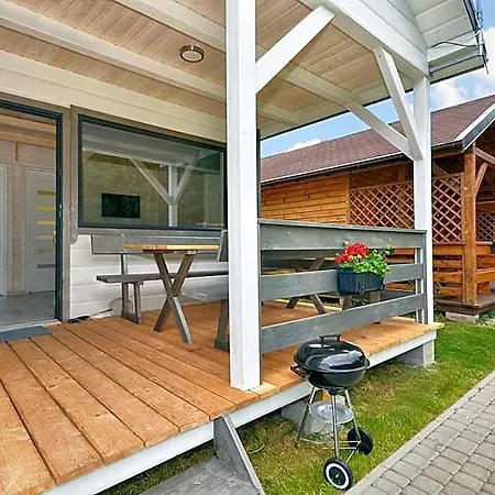 Pod Lasem Lodge Rusinowo (Slawno)