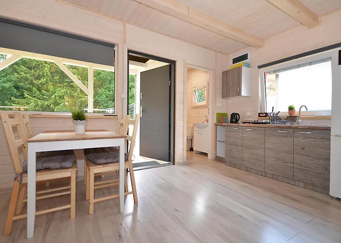 Lodge Pod Lasem Rusinowo (Slawno)