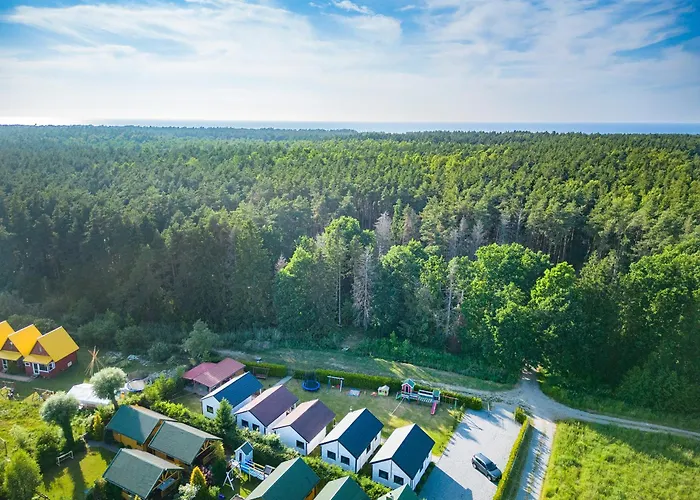 Pod Lasem Rusinowo (Slawno)