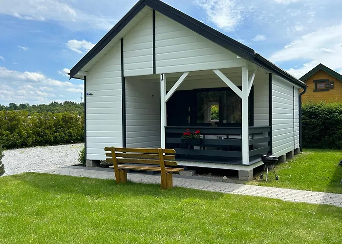 Pod Lasem Rusinowo (Slawno)